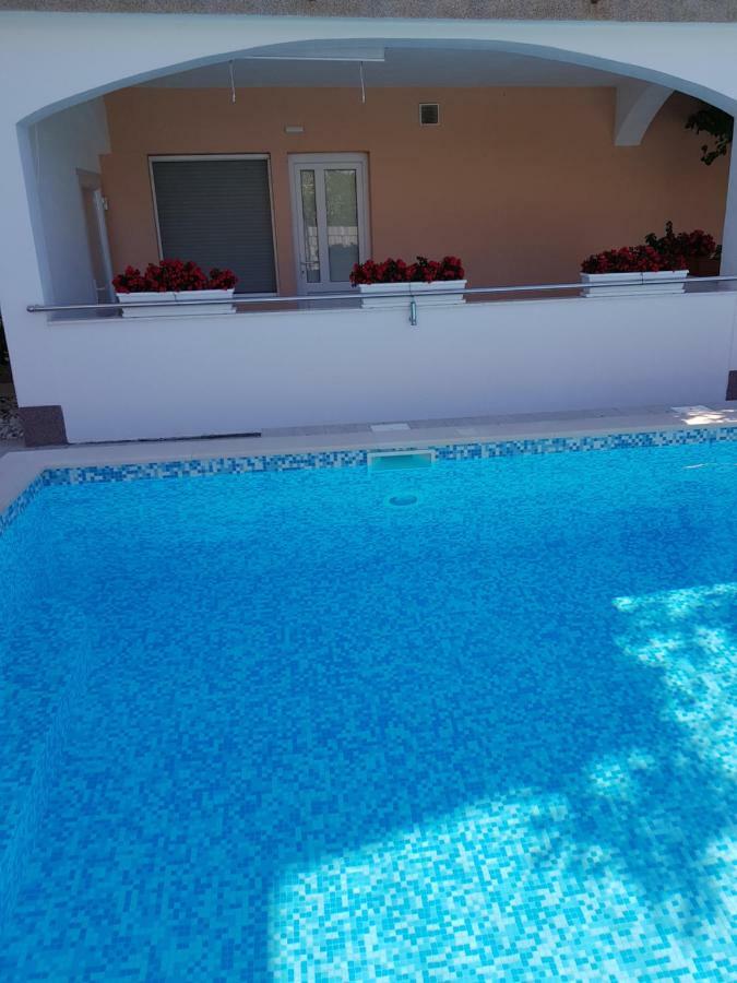 Villa Ferias Trogir Eksteriør billede
